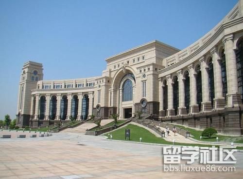 复旦大学管理学院.jpg